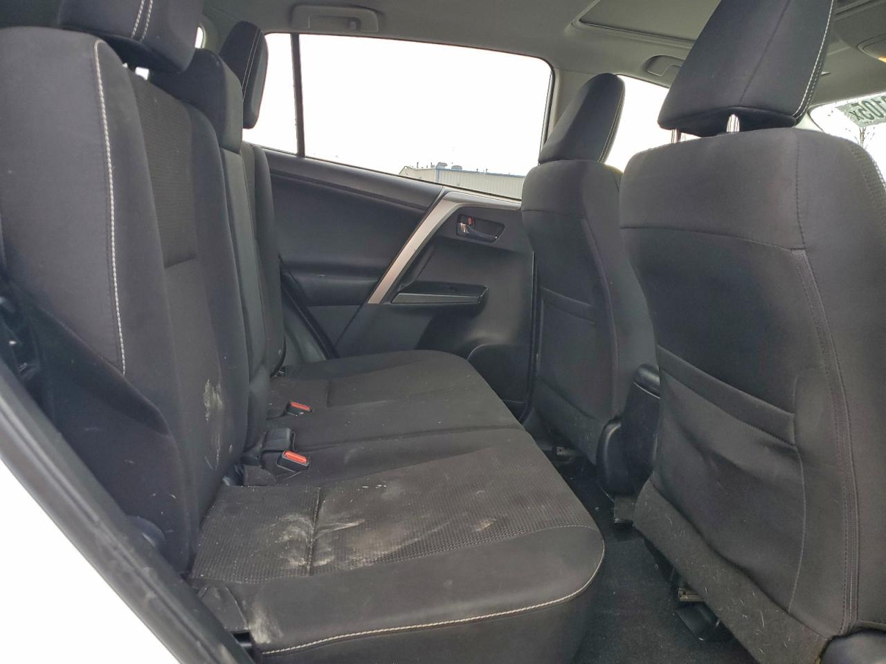 2017 TOYOTA RAV4 XLE photo 11