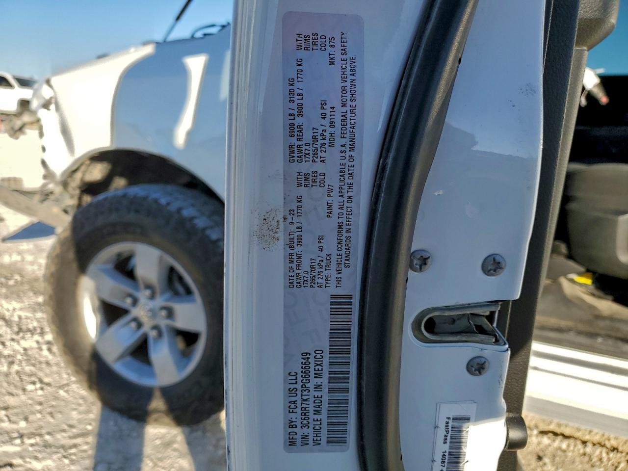 2023 RAM 1500 CLASSIC TRADESMAN photo 12