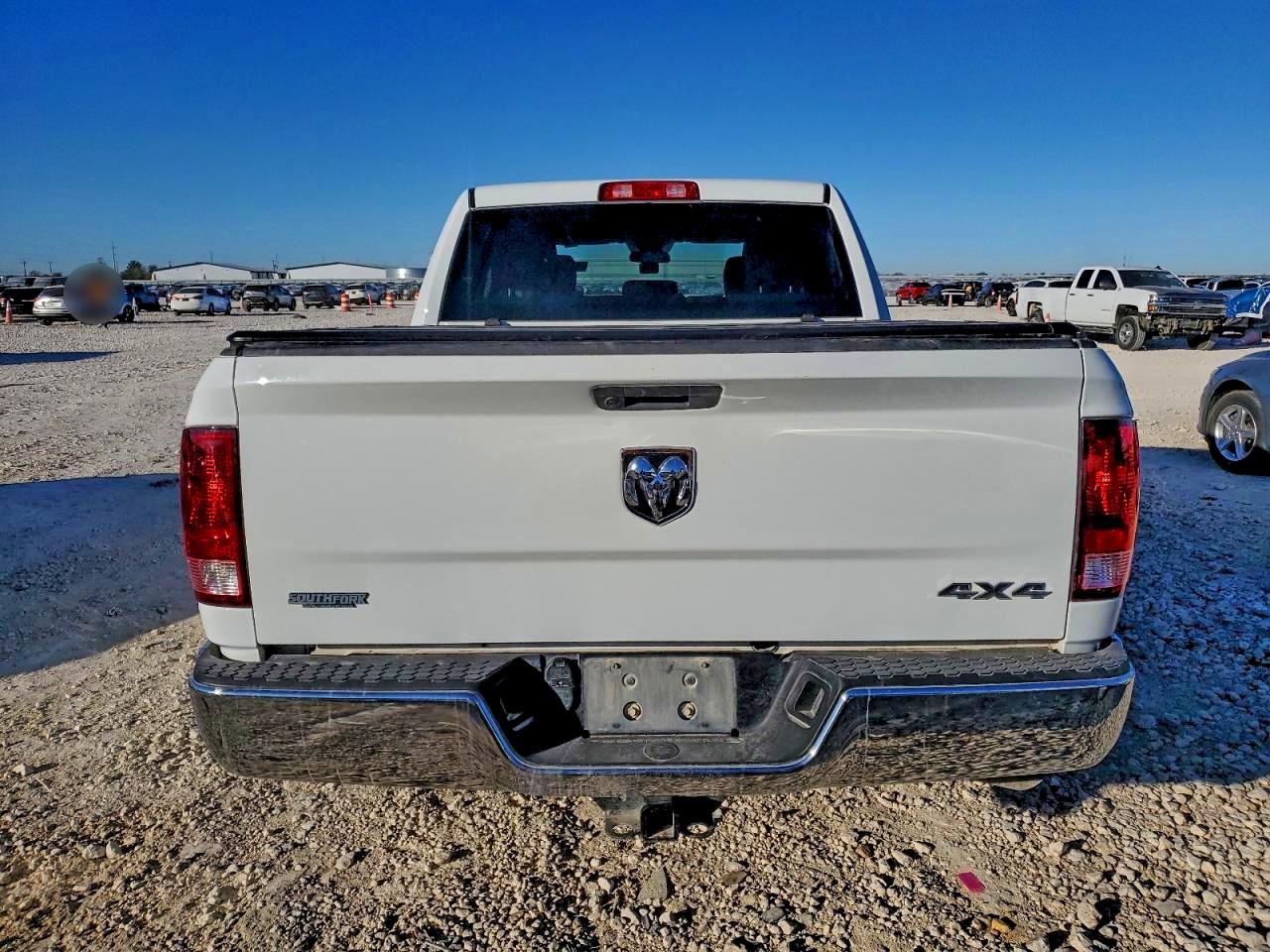 2023 RAM 1500 CLASSIC TRADESMAN photo 6