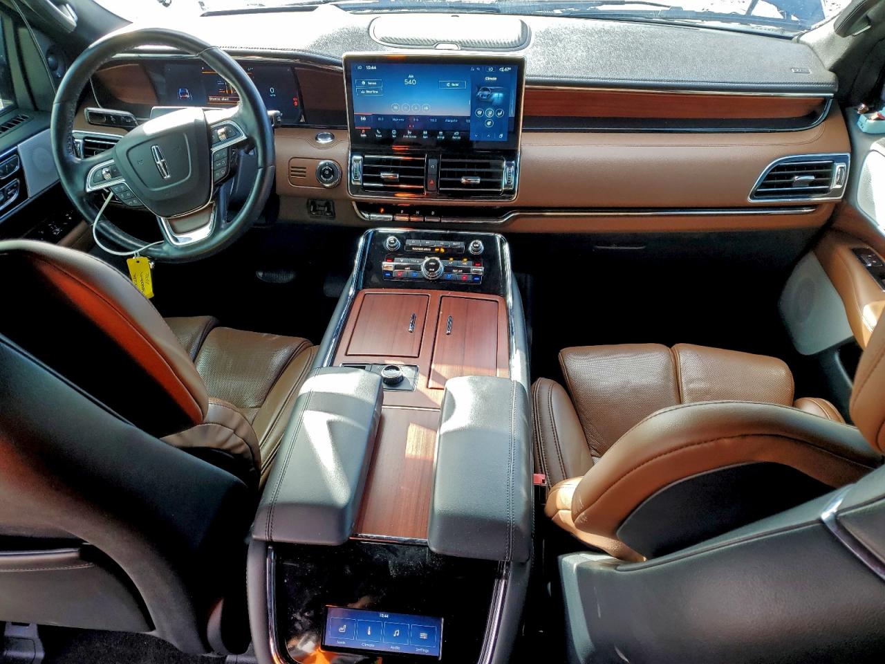 2022 LINCOLN NAVIGATOR L RESERVE photo 8