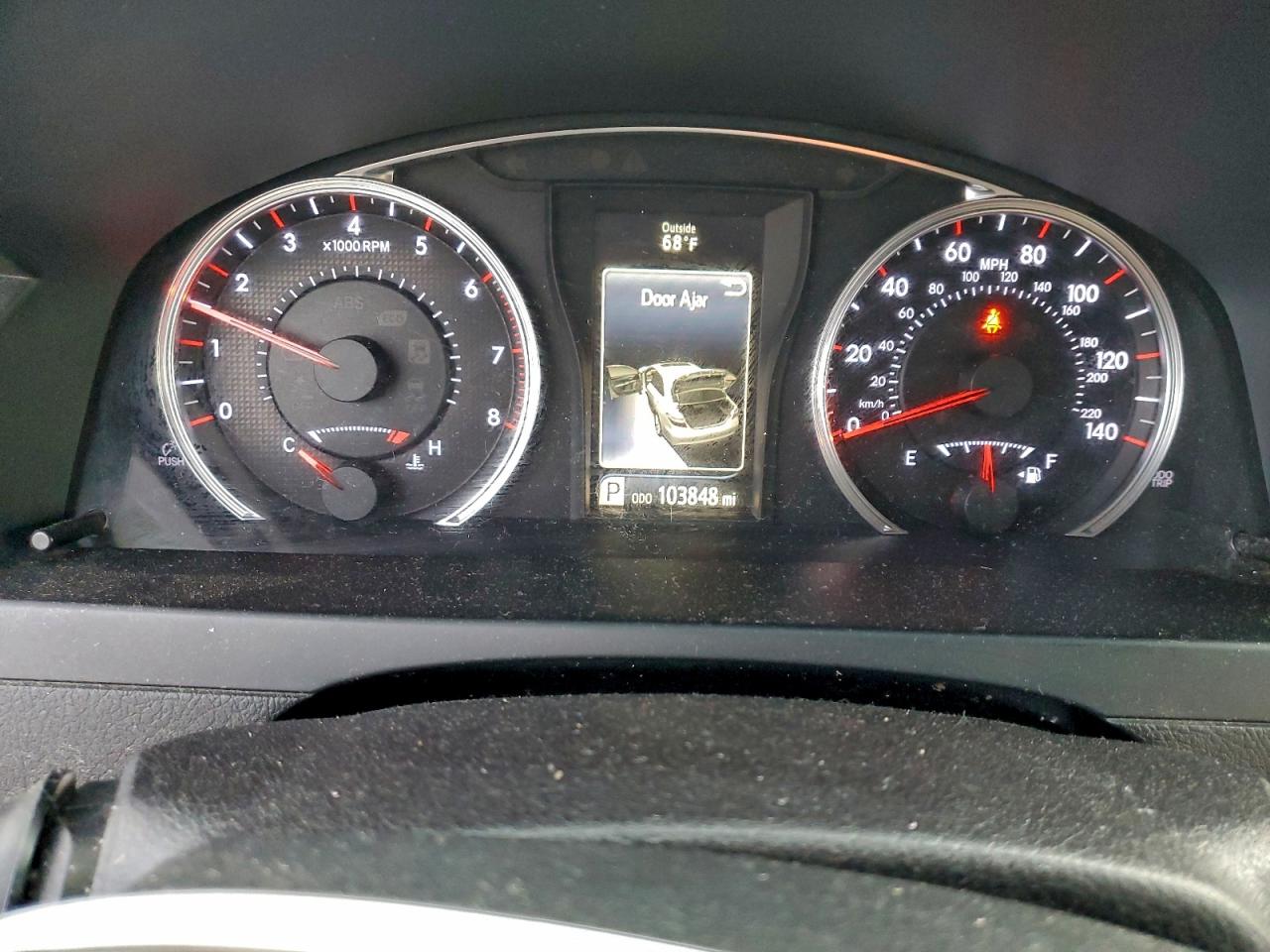 2015 TOYOTA CAMRY LE photo 9
