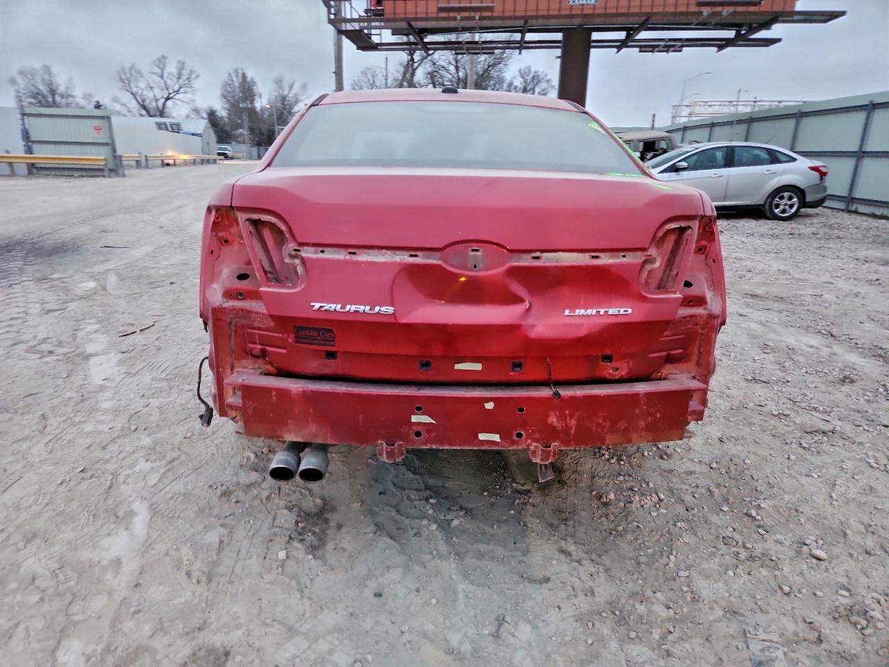 2010 FORD TAURUS LIMITED photo 6