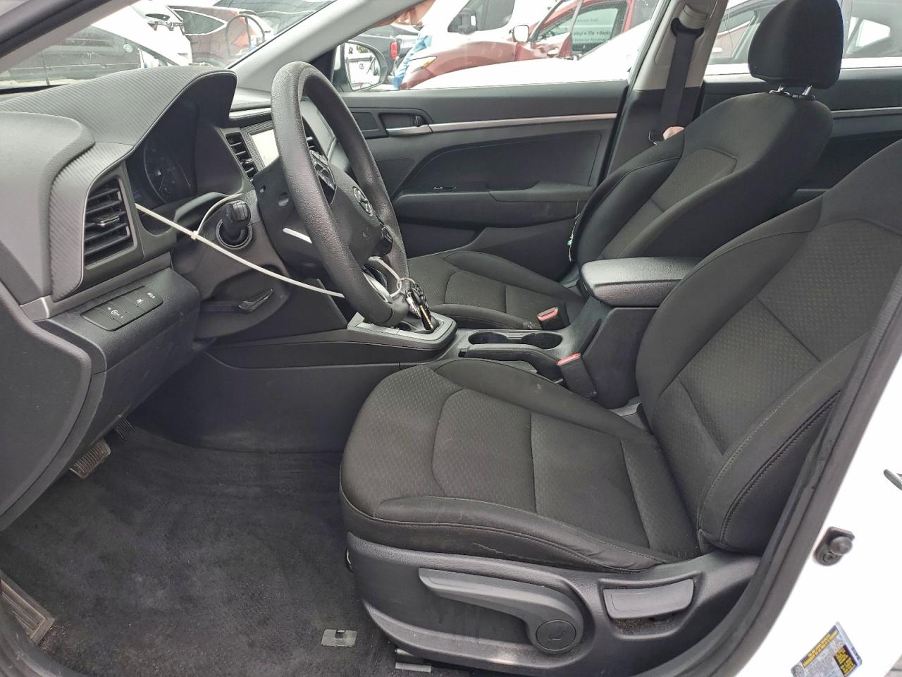 2020 HYUNDAI ELANTRA SE photo 7