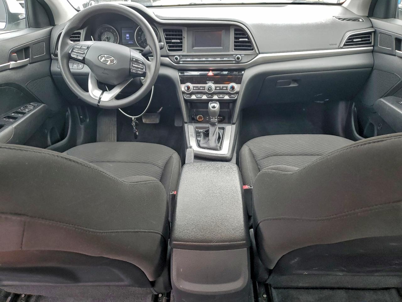 2020 HYUNDAI ELANTRA SE photo 8