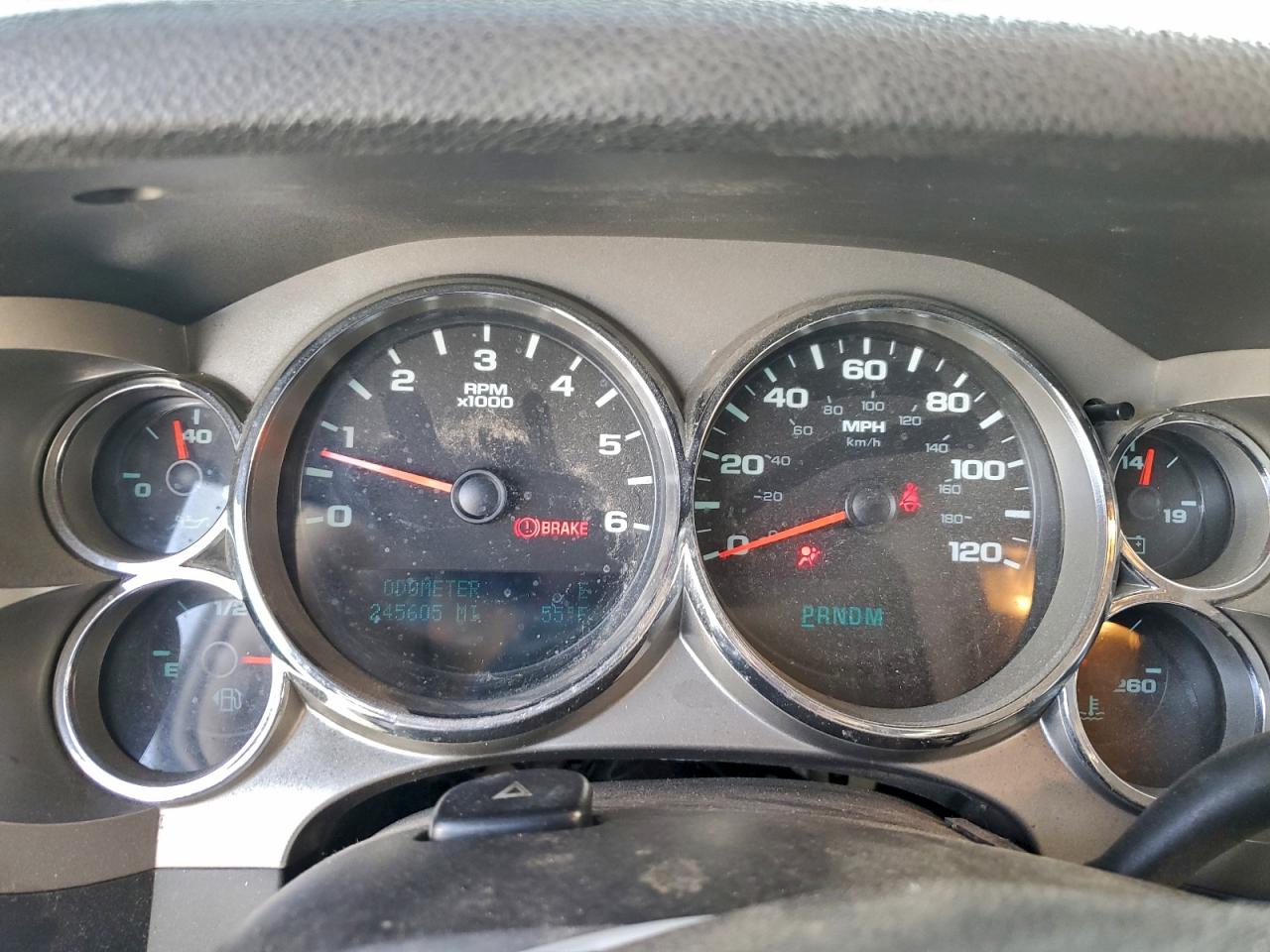 2010 GMC SIERRA C1500 SLE photo 9