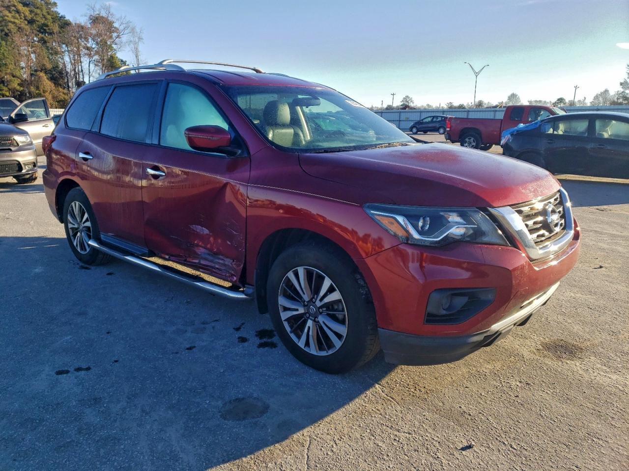 2017 NISSAN PATHFINDER S photo 4