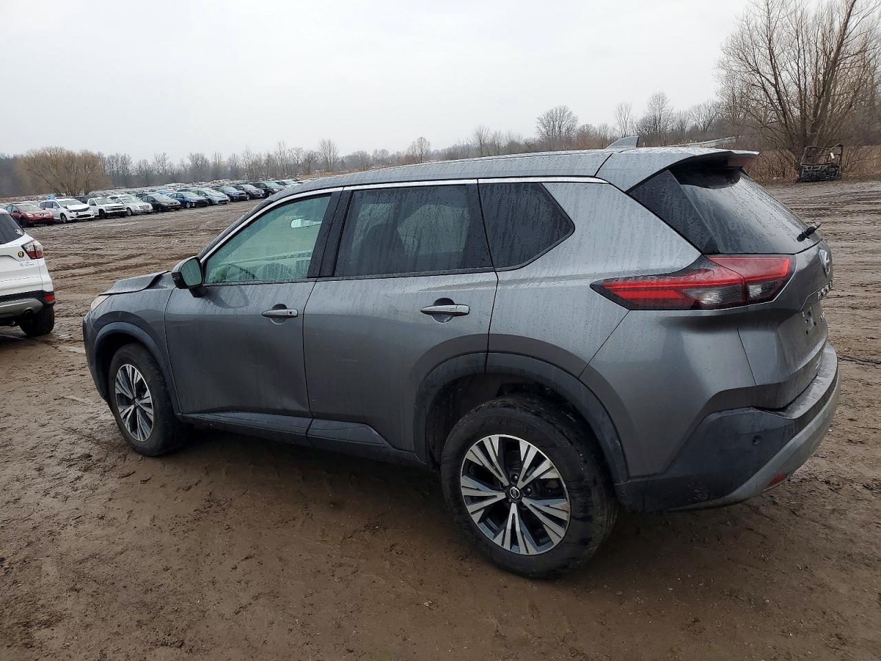 2021 NISSAN ROGUE SV photo 2