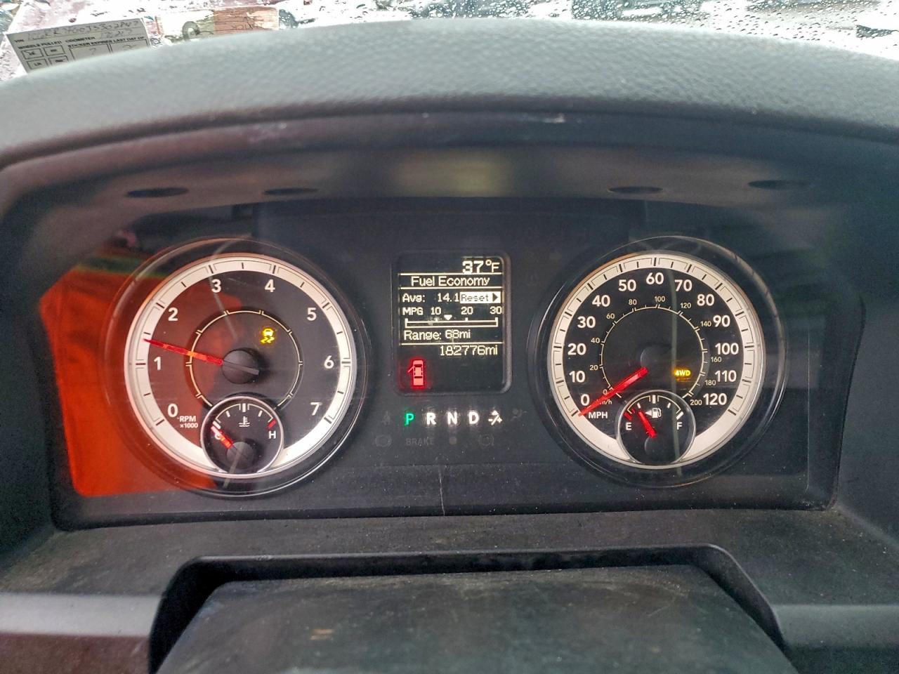 2018 RAM 1500 ST photo 9