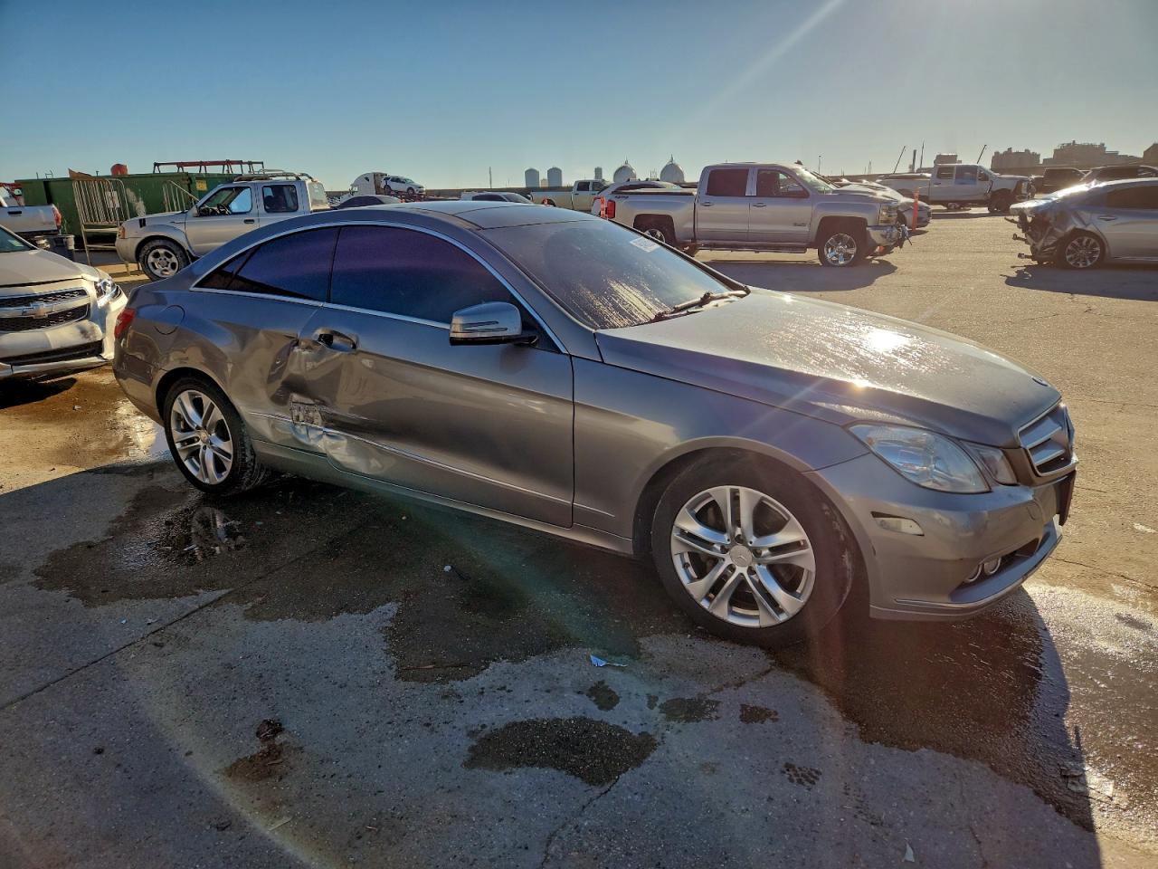 2010 MERCEDES-BENZ E 350 photo 4