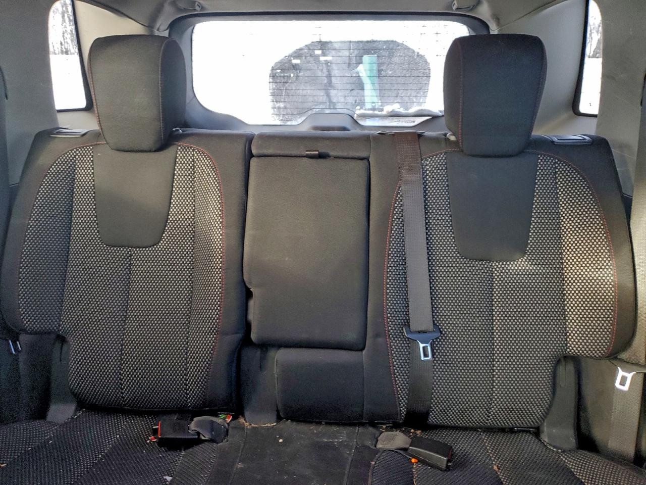 2015 GMC TERRAIN SLE photo 10
