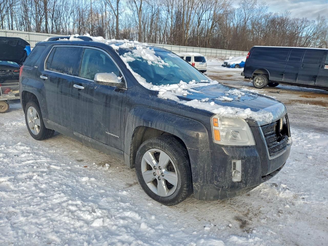2015 GMC TERRAIN SLE photo 4