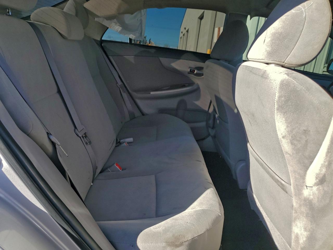 2010 TOYOTA COROLLA BASE photo 10