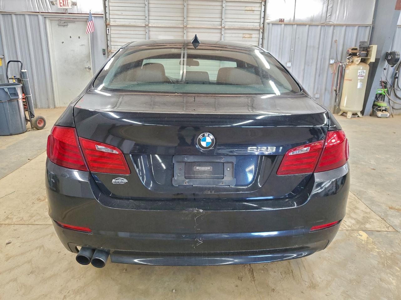 2013 BMW 528 I photo 6