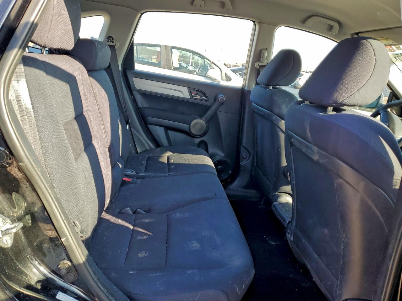 2011 HONDA CR-V LX photo 41