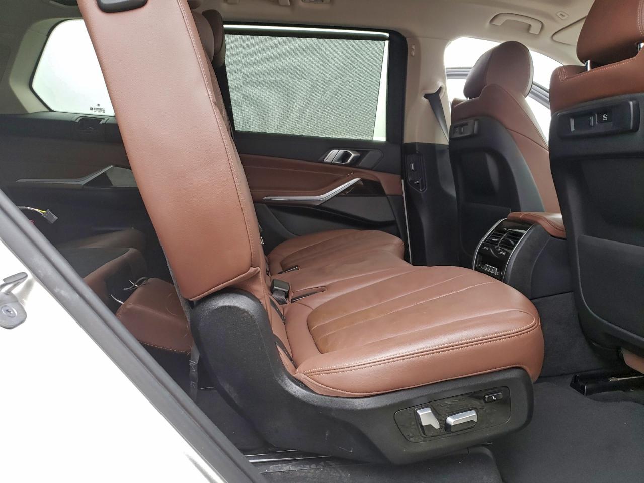 2021 BMW X7 XDRIVE40I photo 11