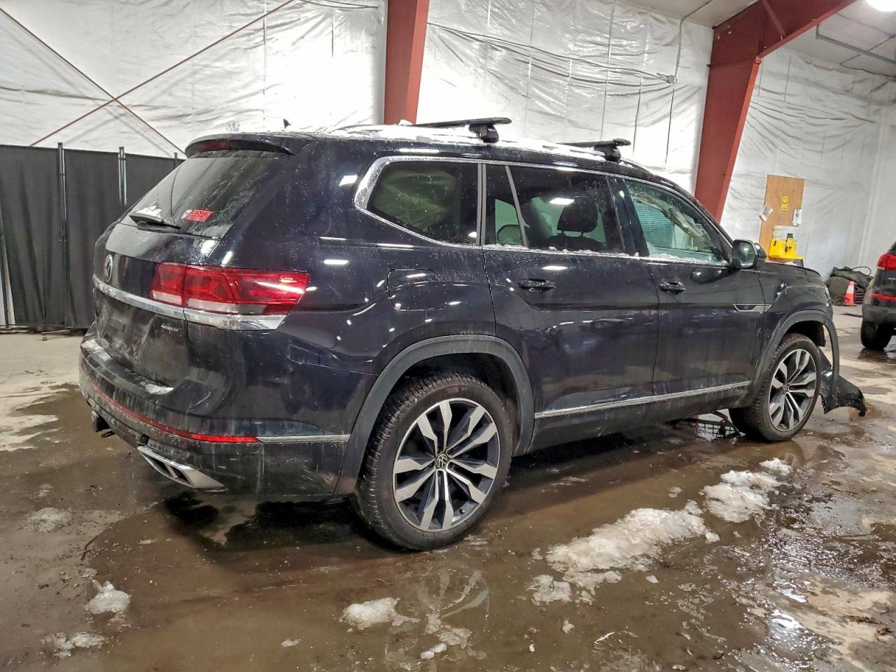 2023 VOLKSWAGEN ATLAS SEL PREMIUM R-LINE photo 3
