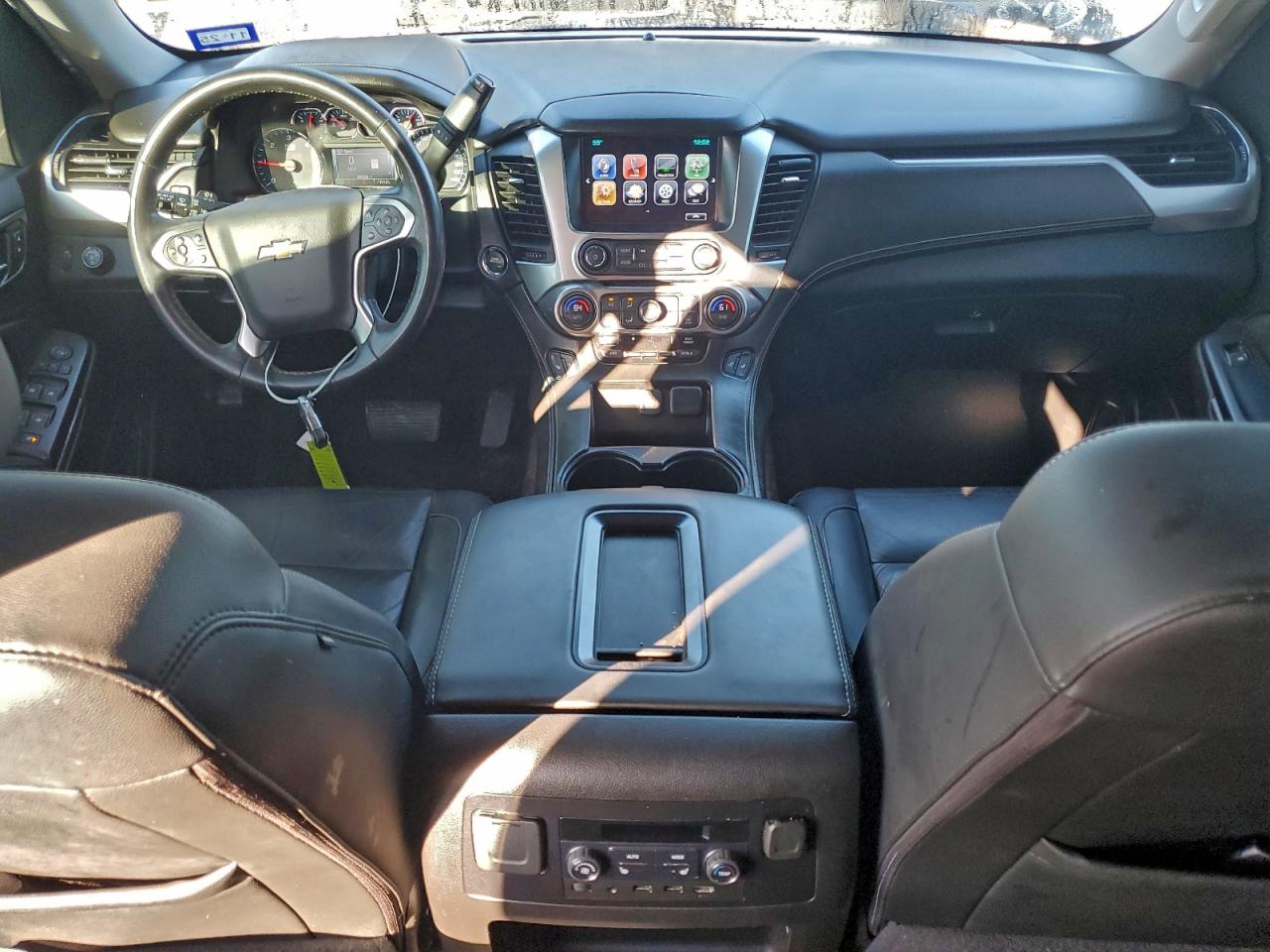 2020 CHEVROLET TAHOE C1500 LT photo 8