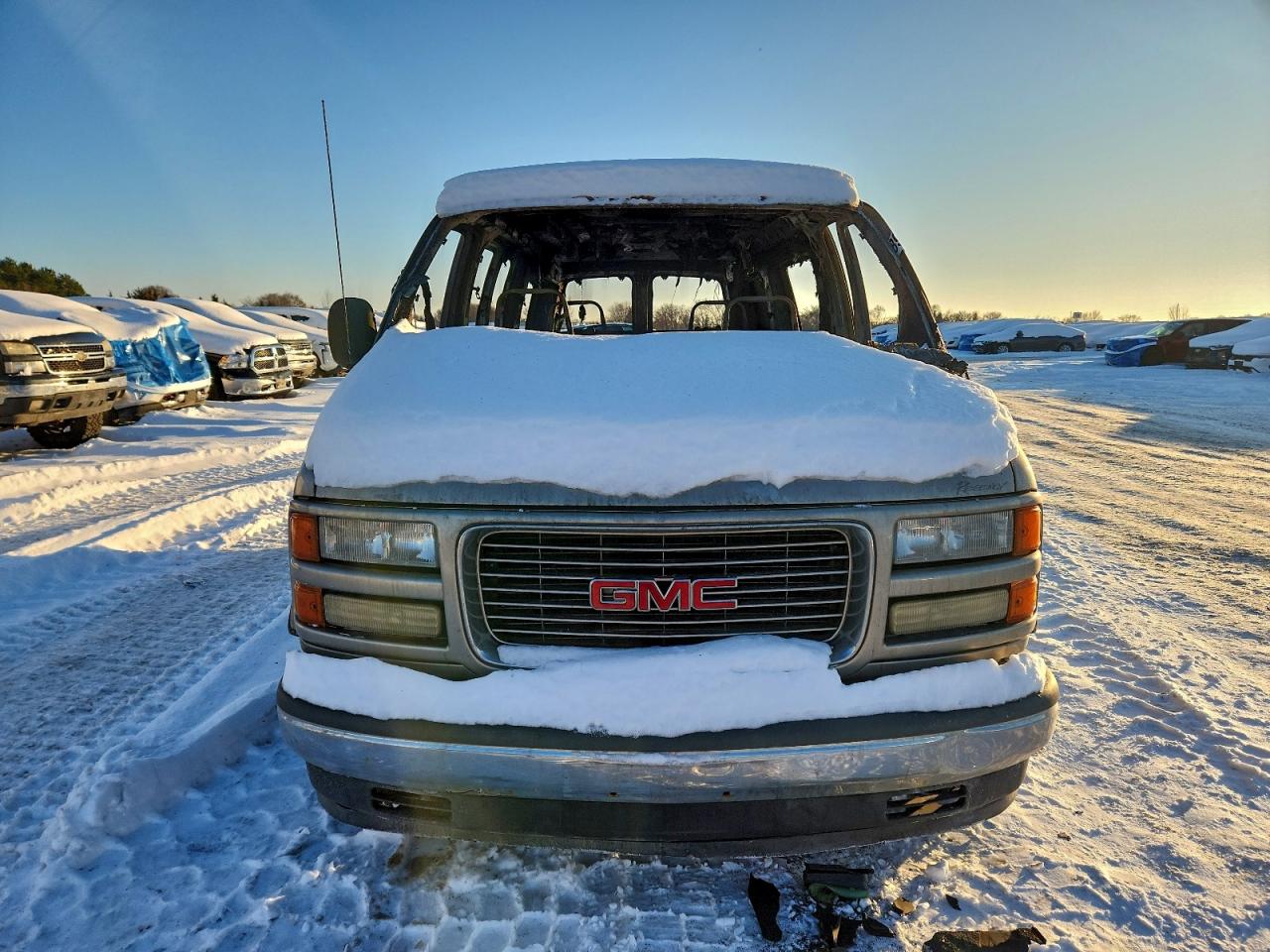 2001 GMC SAVANA RV G1500 photo 5