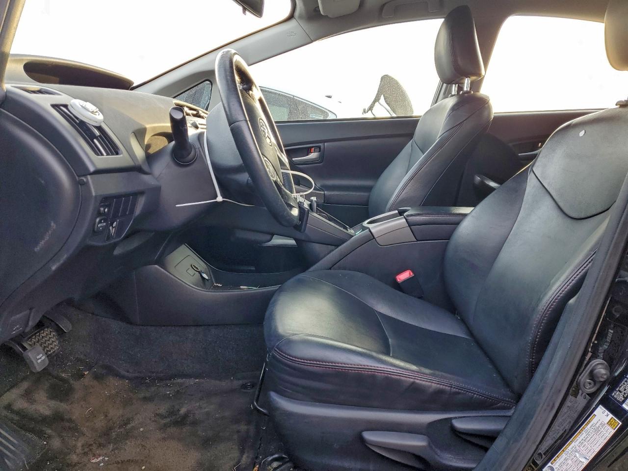 2013 TOYOTA PRIUS photo 7