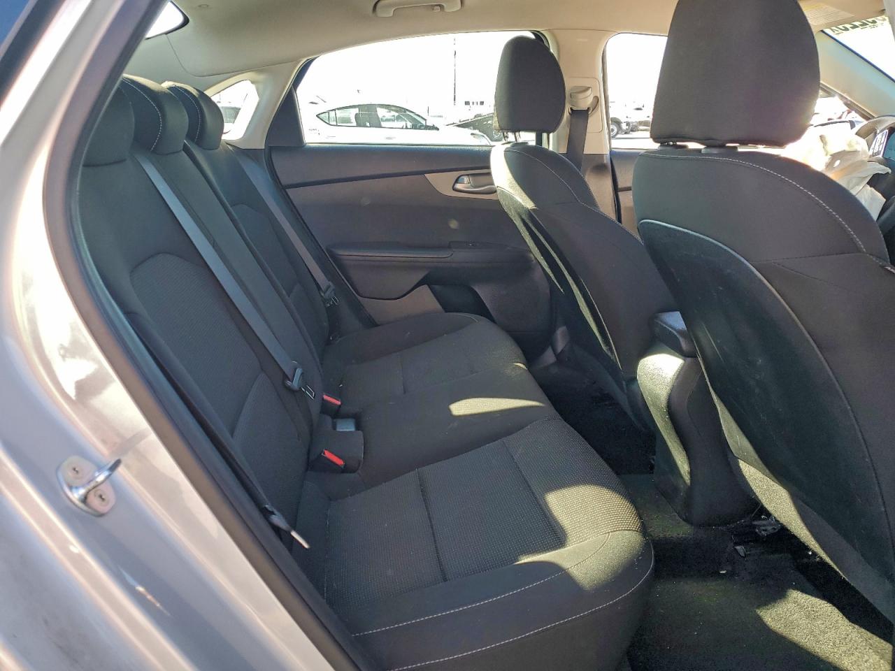 2019 KIA FORTE FE photo 10