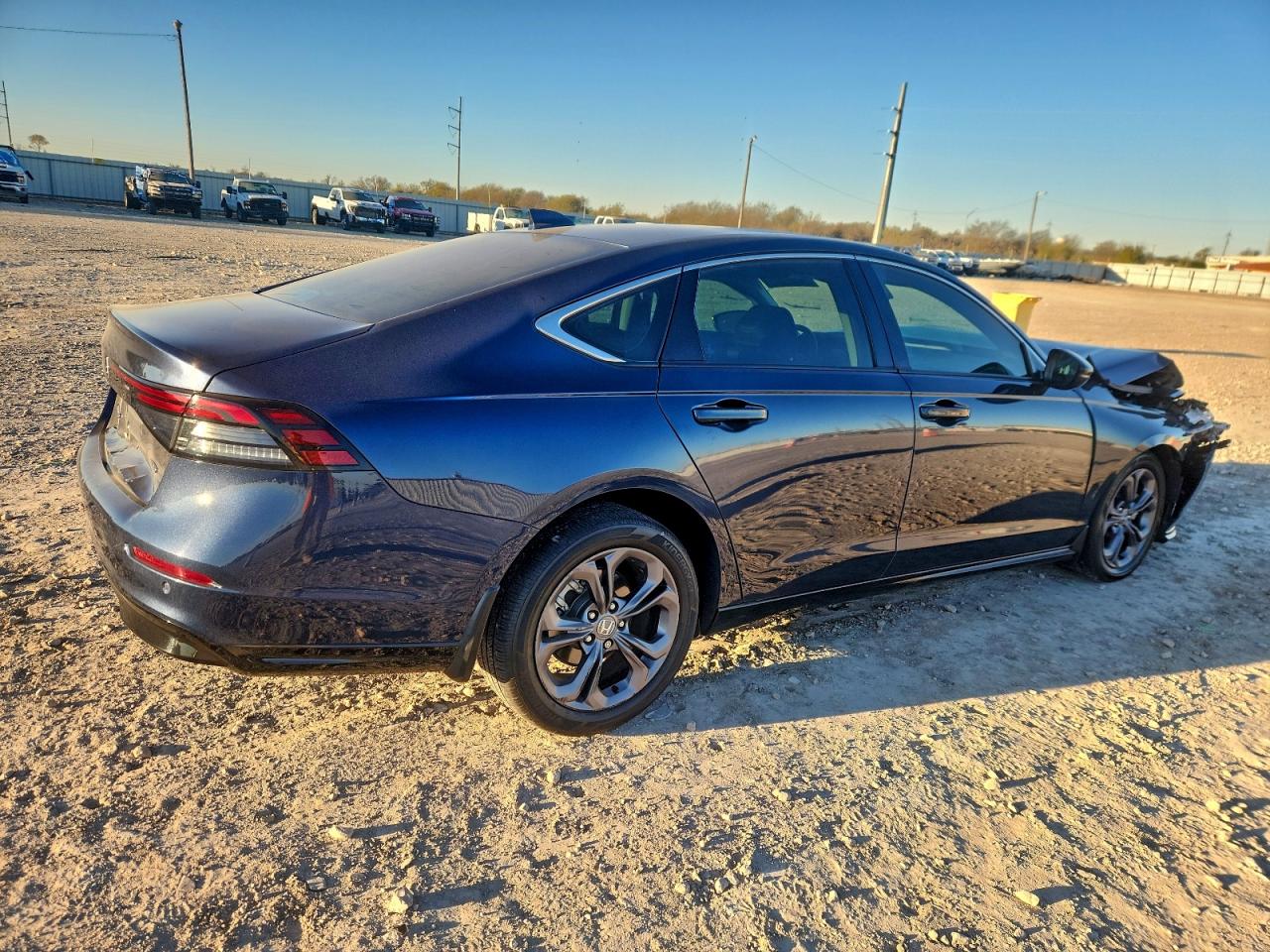 2025 HONDA ACCORD HYBRID EXL photo 3
