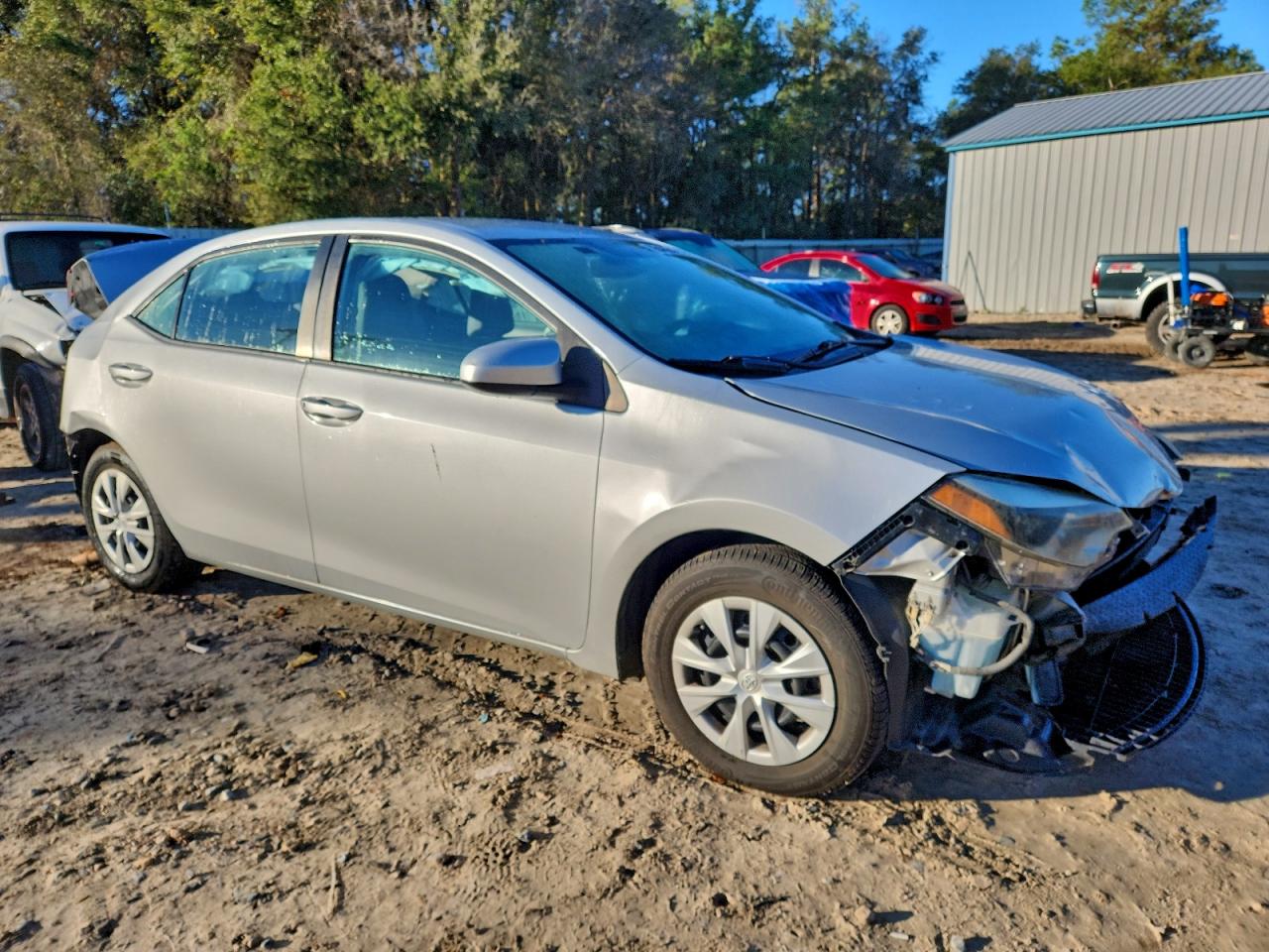 2014 TOYOTA COROLLA L photo 4