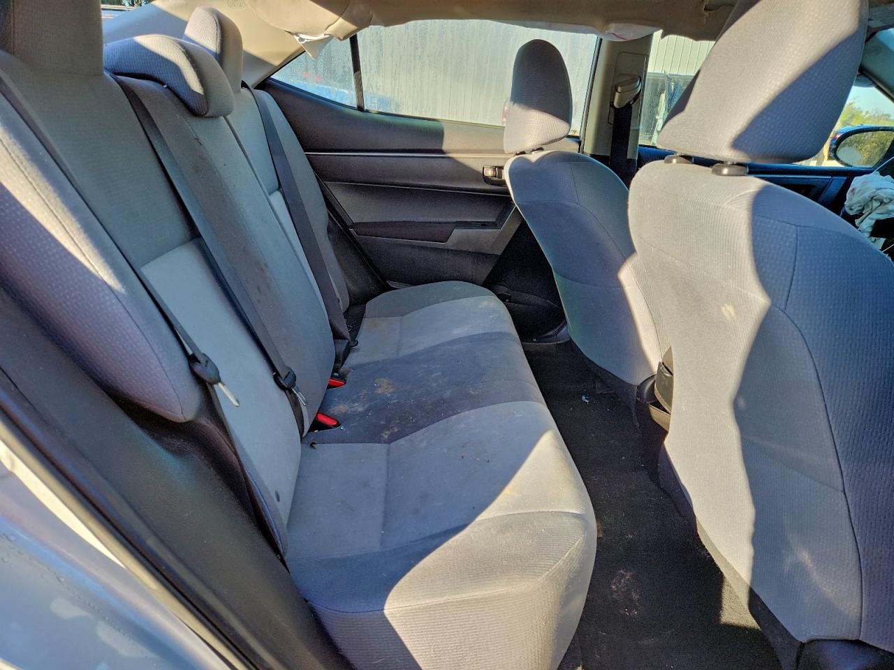 2014 TOYOTA COROLLA L photo 10