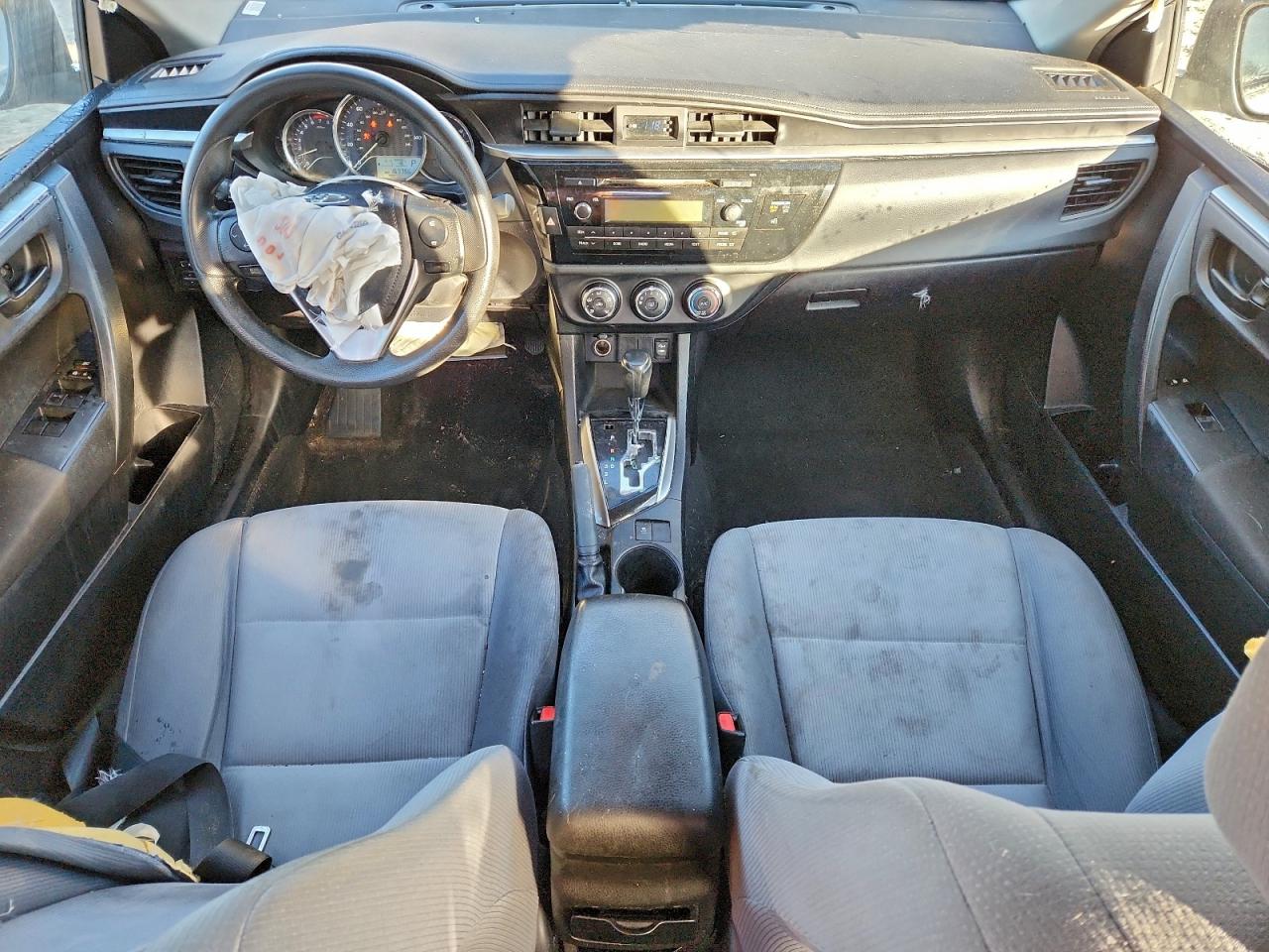 2014 TOYOTA COROLLA L photo 8