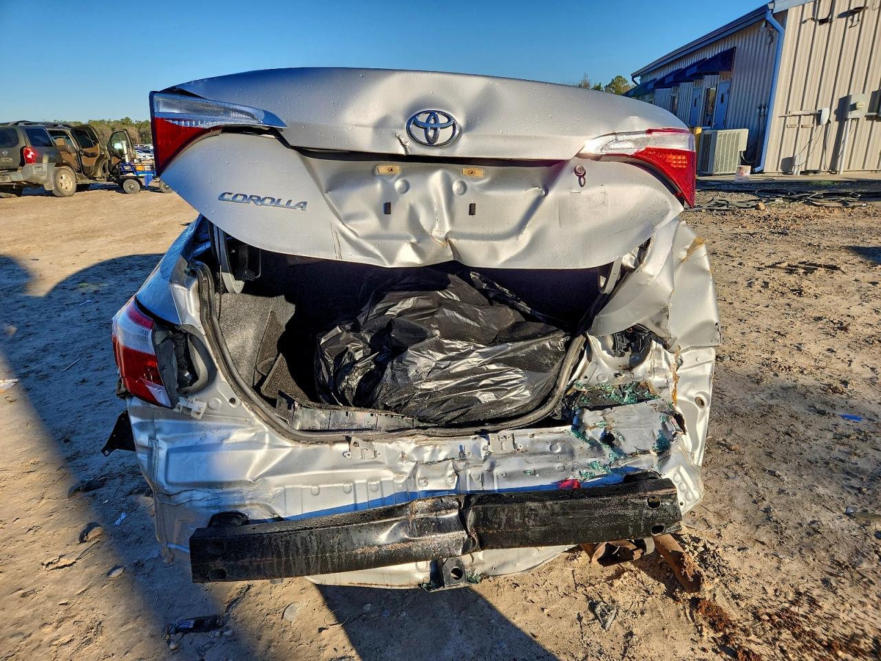 2014 TOYOTA COROLLA L photo 6