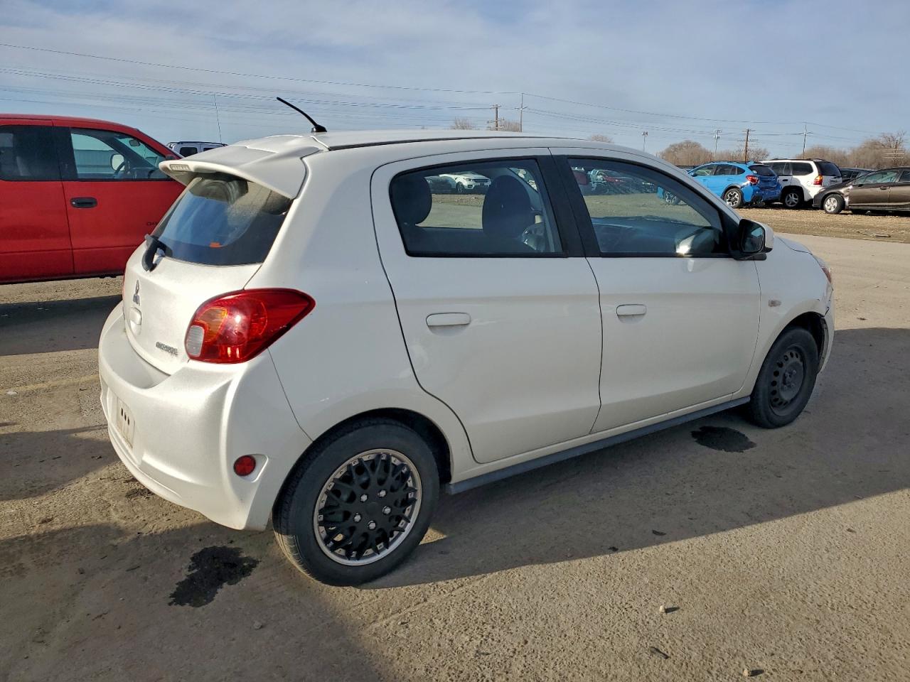 2015 MITSUBISHI MIRAGE DE photo 3