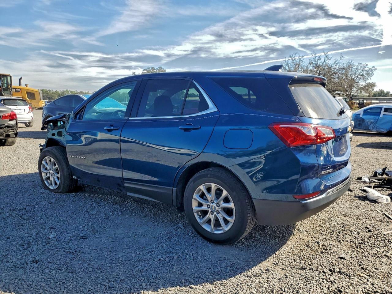 2020 CHEVROLET EQUINOX LT photo 2