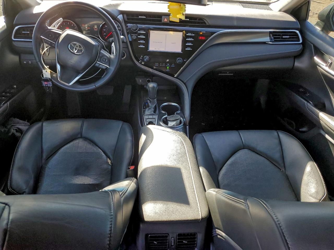 2018 TOYOTA CAMRY XSE photo 15