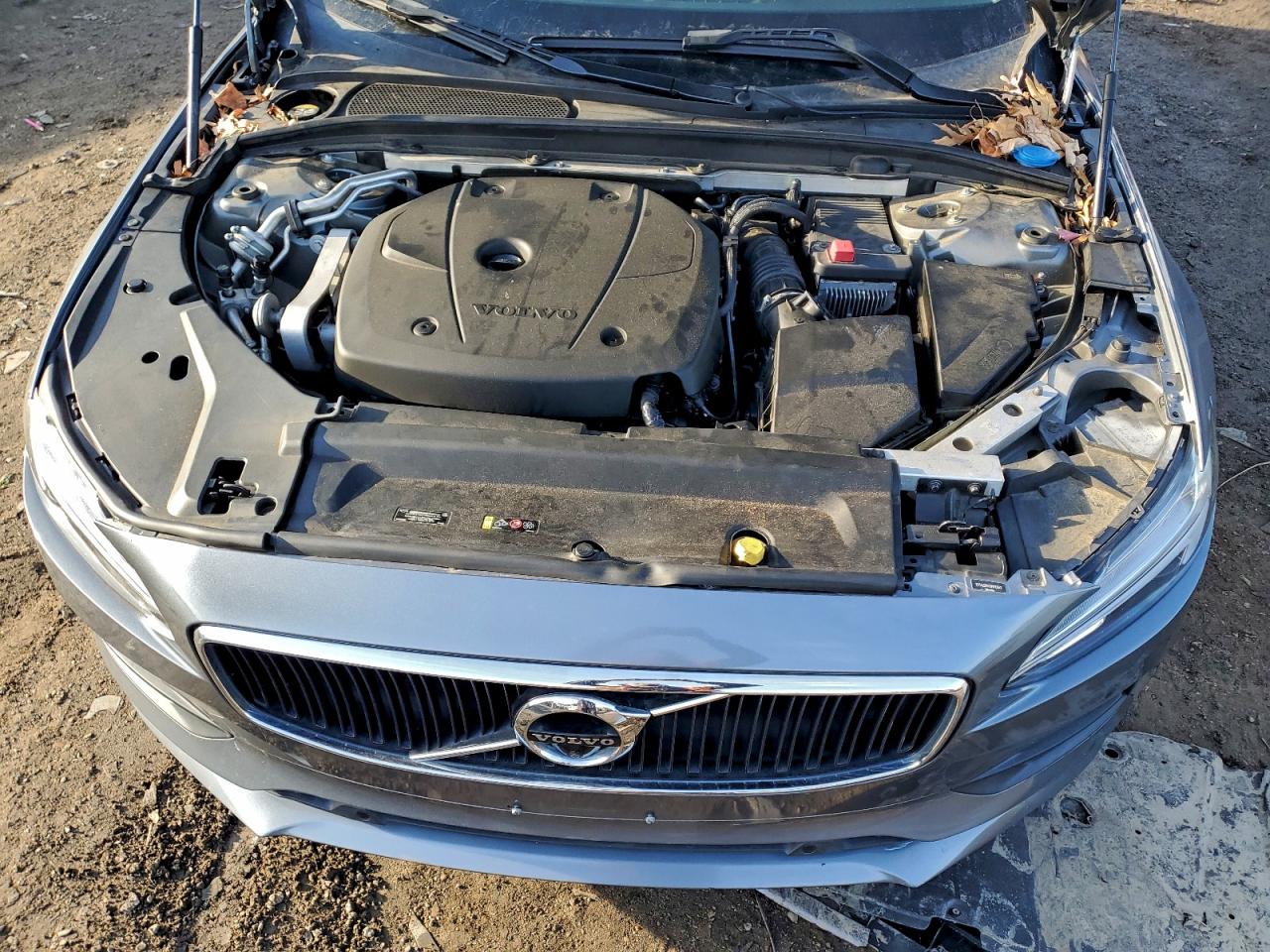 2017 VOLVO S90 T6 MOMENTUM photo 11