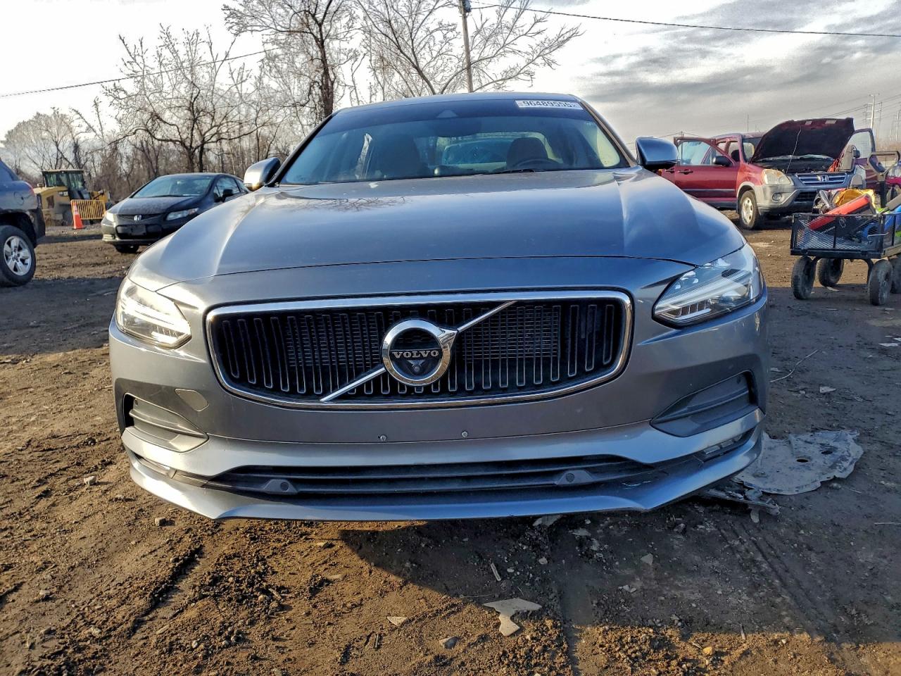 2017 VOLVO S90 T6 MOMENTUM photo 5