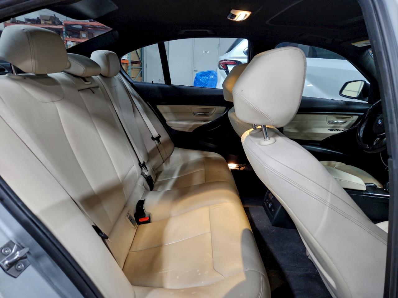 2015 BMW 320 I XDRIVE photo 19