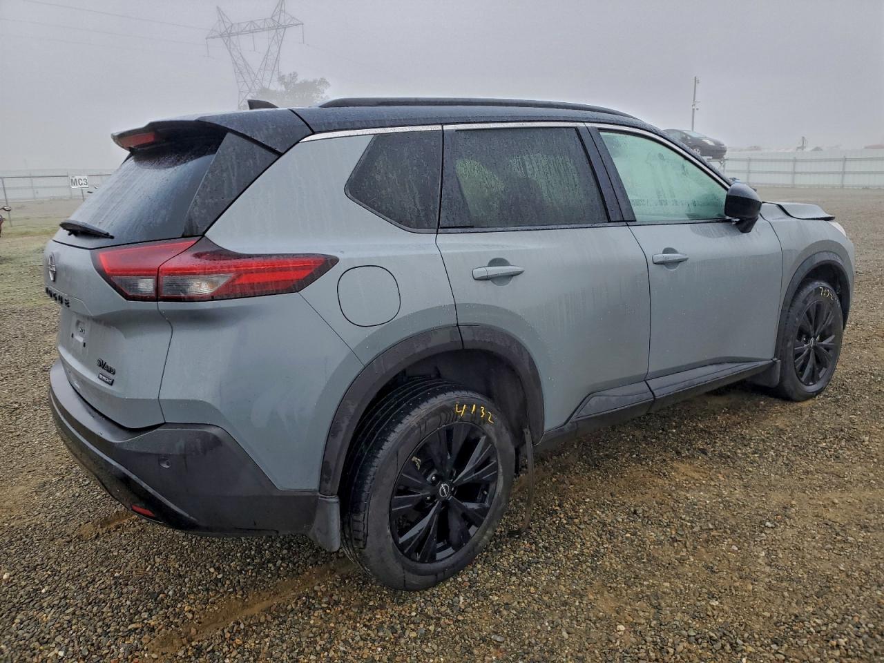 2023 NISSAN ROGUE SV photo 3