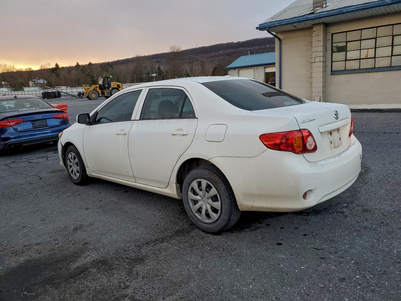 2010 TOYOTA COROLLA BASE photo 2