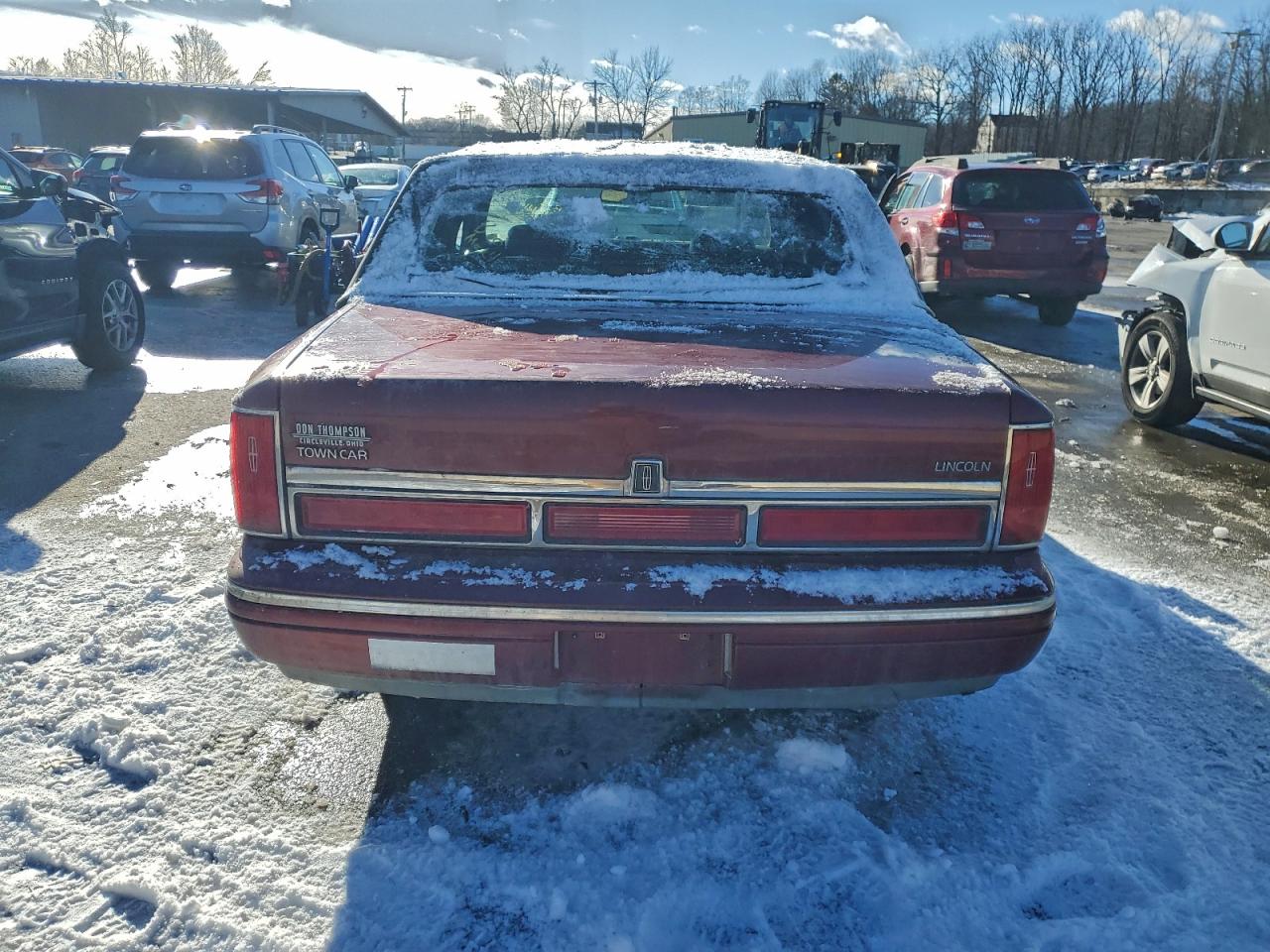 1996 LINCOLN TOWN CAR SIGNATURE photo 6