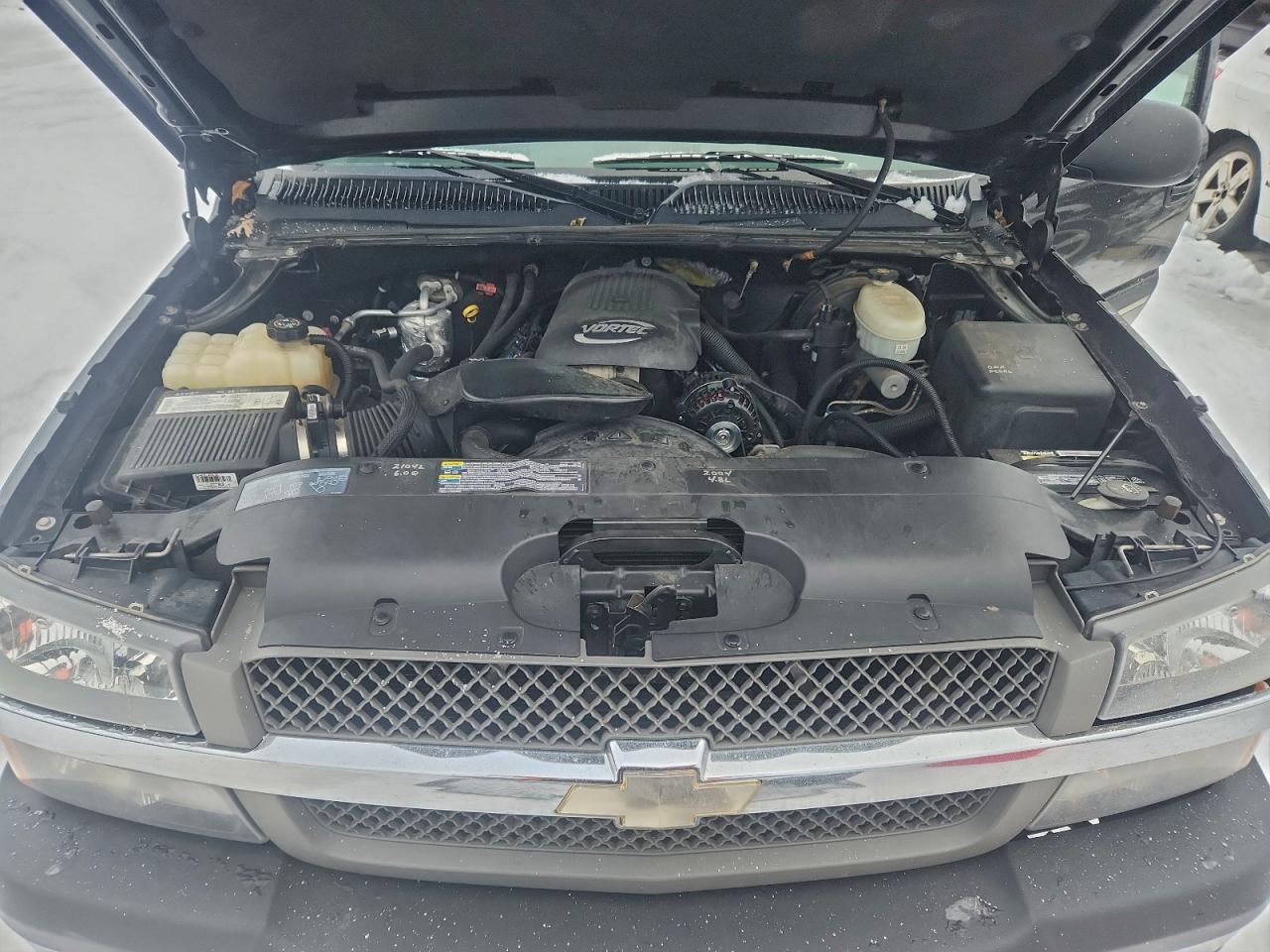 2004 CHEVROLET SILVERADO C1500 photo 11