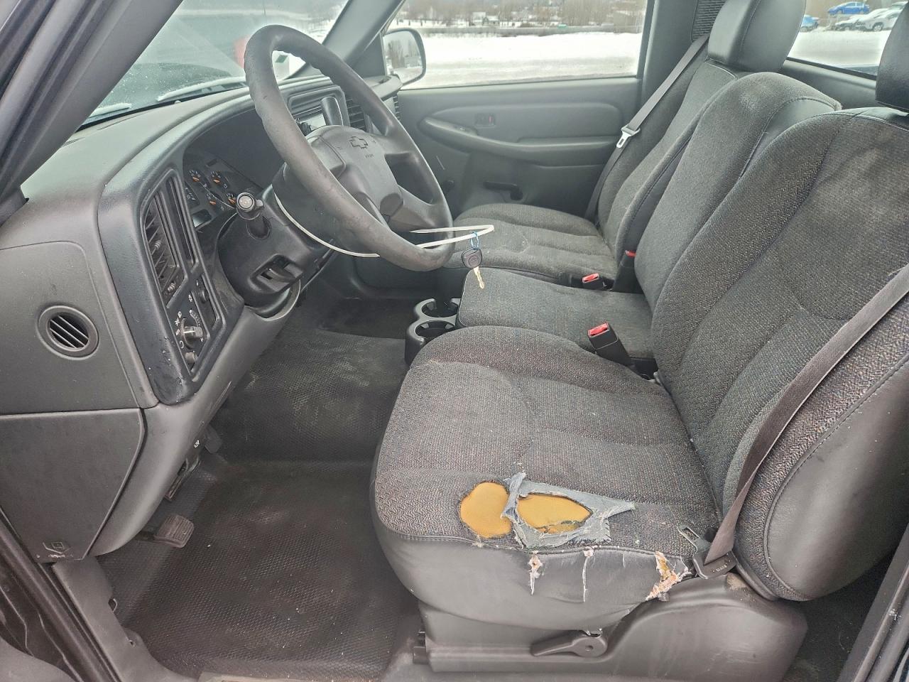 2004 CHEVROLET SILVERADO C1500 photo 7
