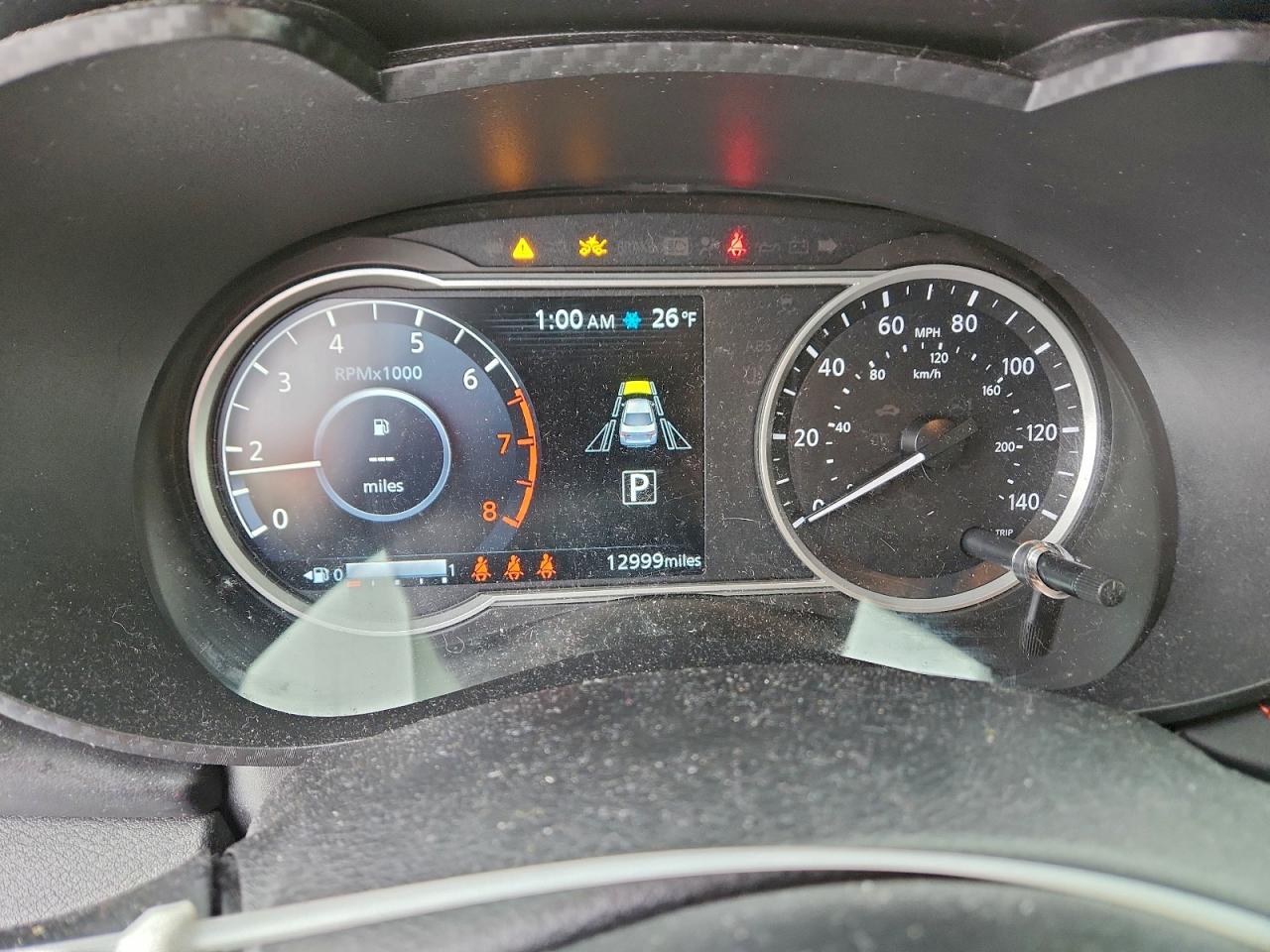 2024 NISSAN VERSA SR photo 9