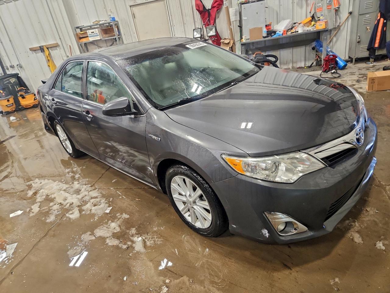 2012 TOYOTA CAMRY HYBRID photo 4