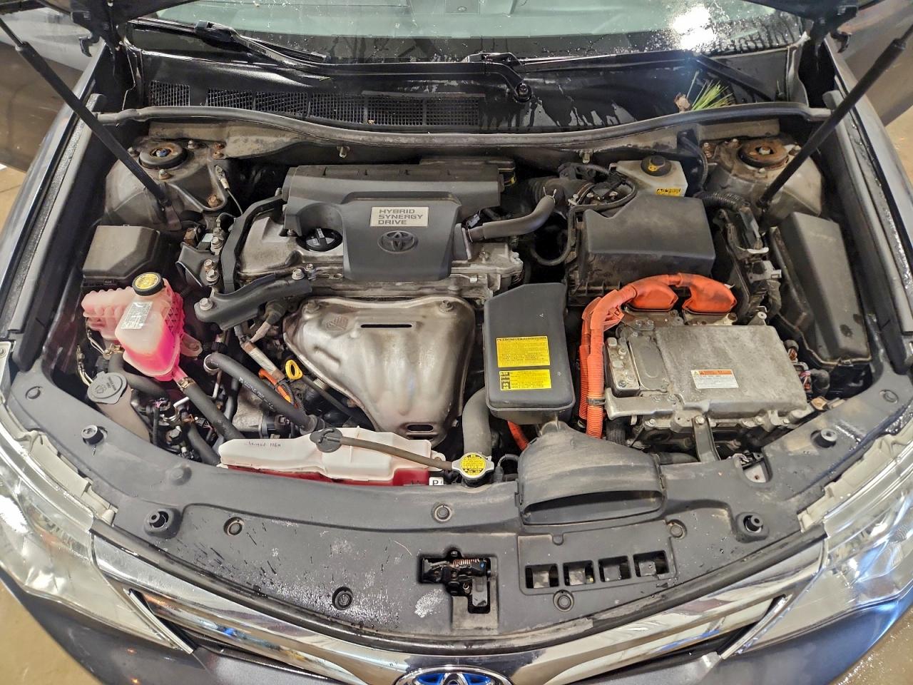 2012 TOYOTA CAMRY HYBRID photo 11