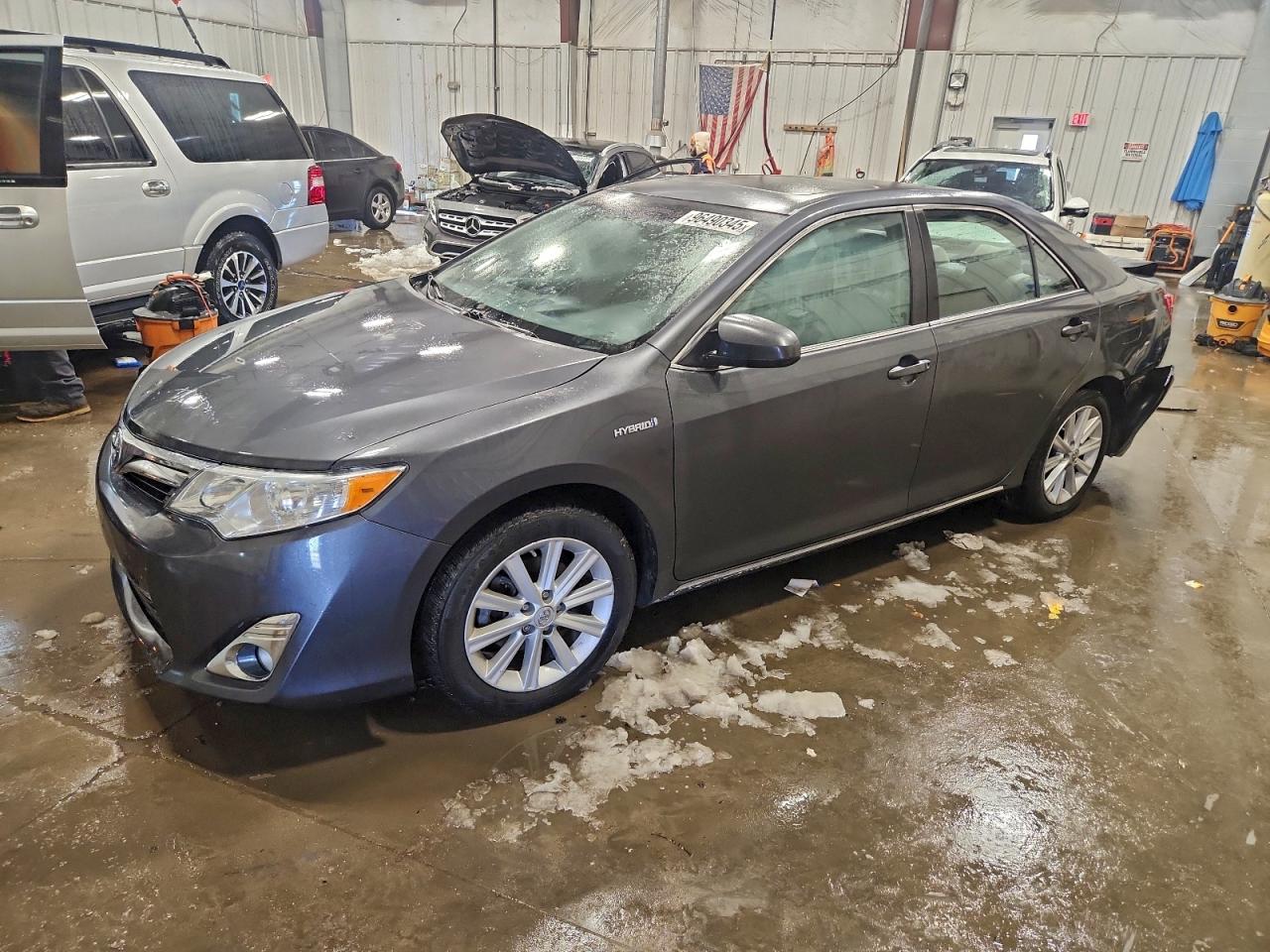 2012 TOYOTA CAMRY