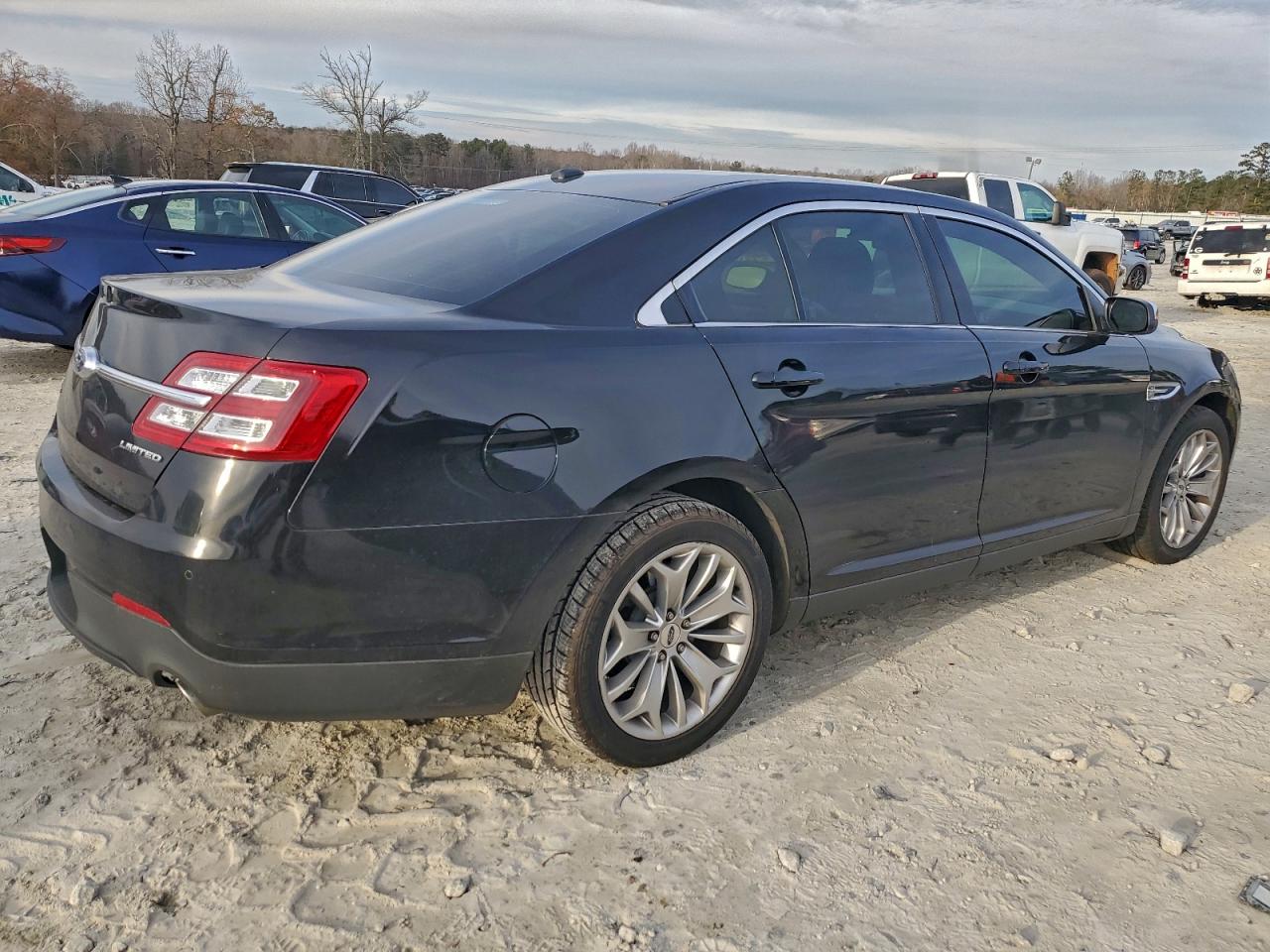 2019 FORD TAURUS LIMITED photo 5