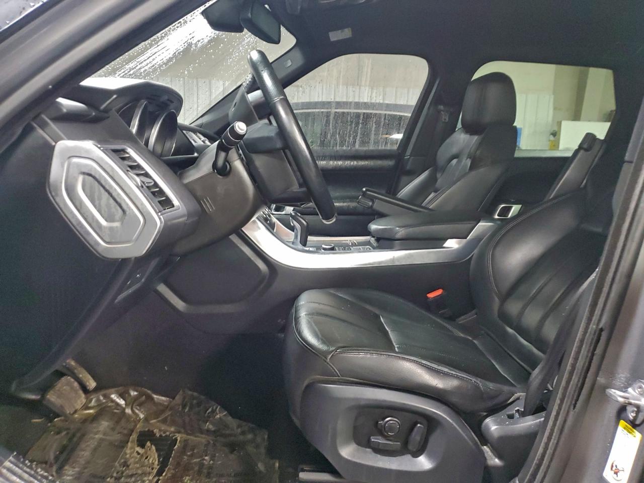 2016 LAND ROVER RANGE ROVER SPORT SE photo 7