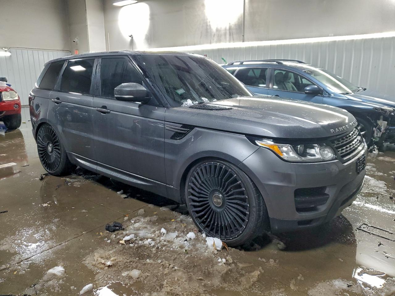2016 LAND ROVER RANGE ROVER SPORT SE photo 4