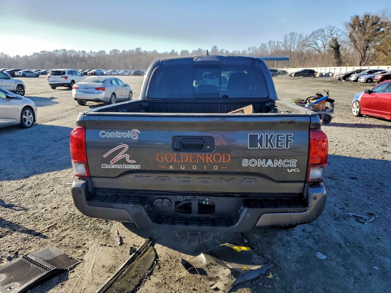 2019 TOYOTA TACOMA DOUBLE CAB photo 6