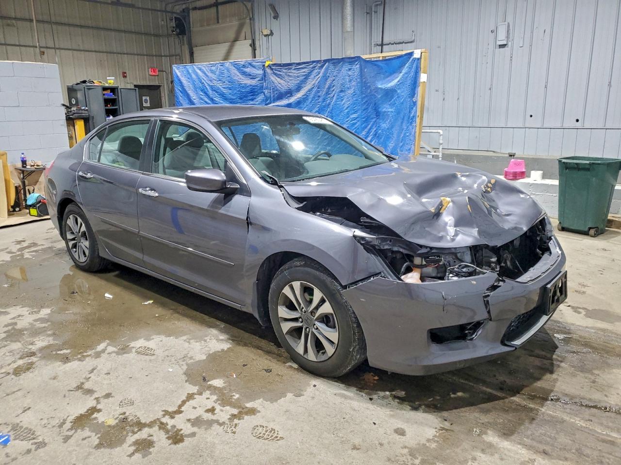 2013 HONDA ACCORD LX photo 4