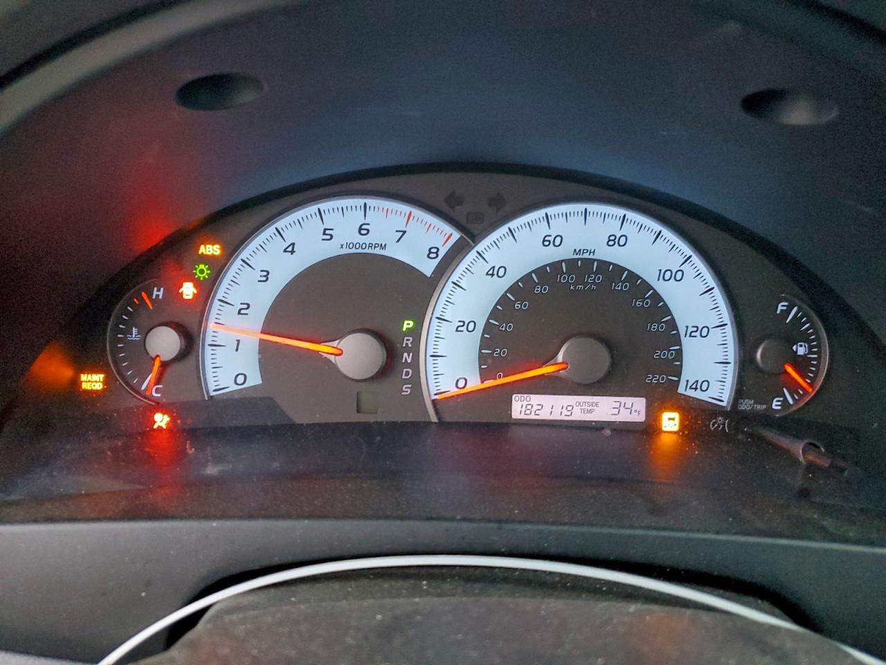 2011 TOYOTA CAMRY BASE photo 9